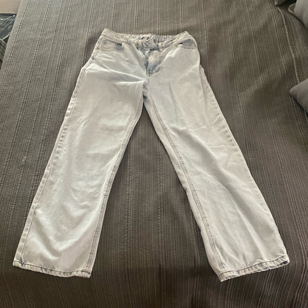 F21 Washed out Blue Jeans